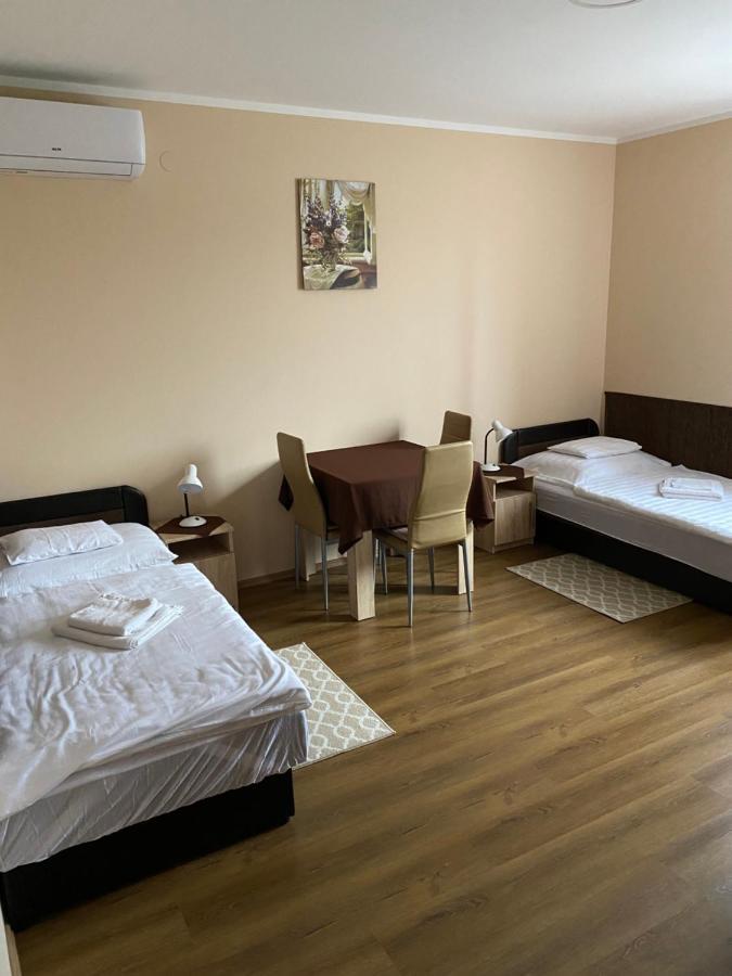 Okerka Vendeghaz Apartmán Csesztreg