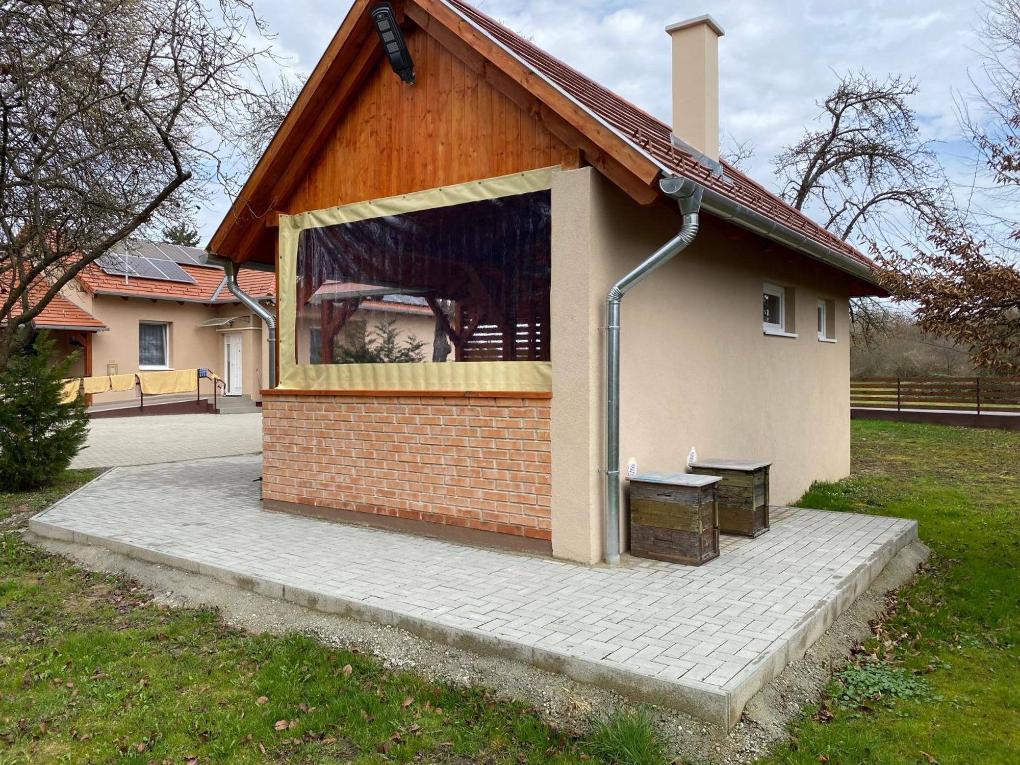 Okerka Vendeghaz Apartmán